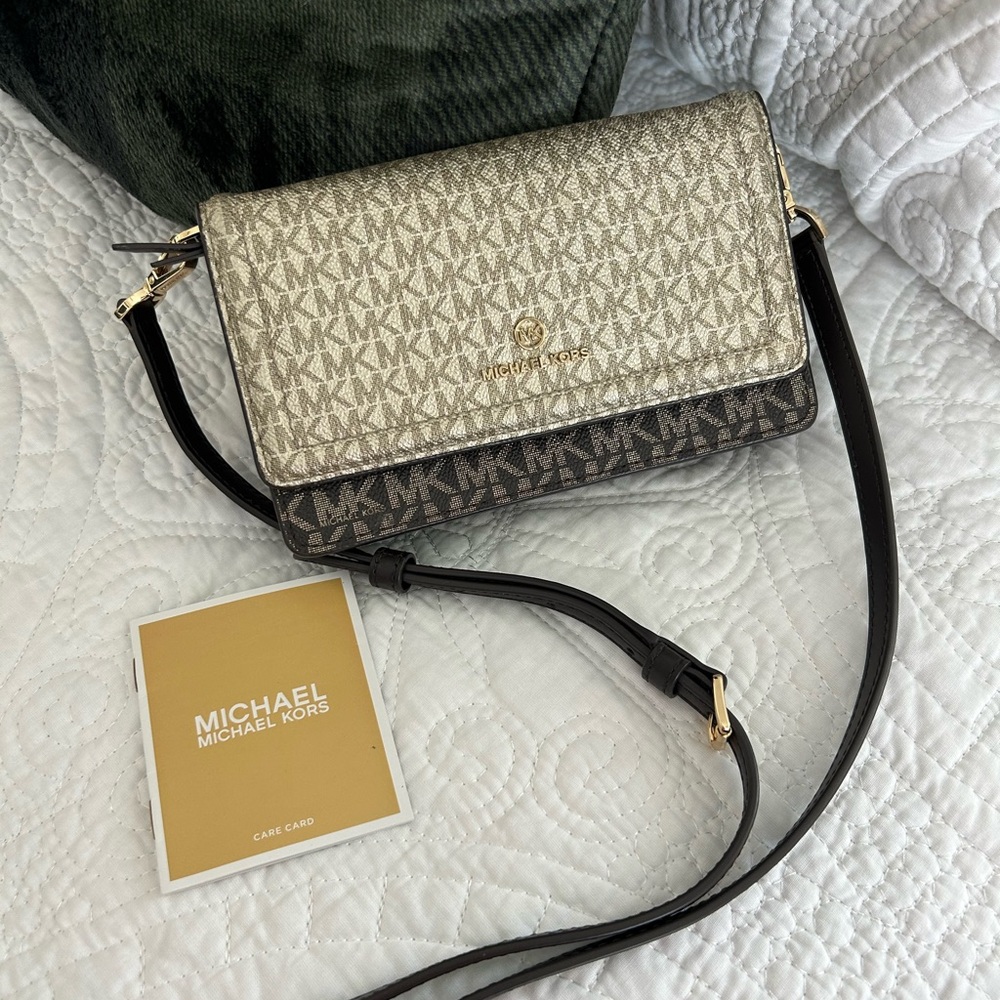 🔥Michael Kors Jet Set crossbody bag purse (Like New)🔥